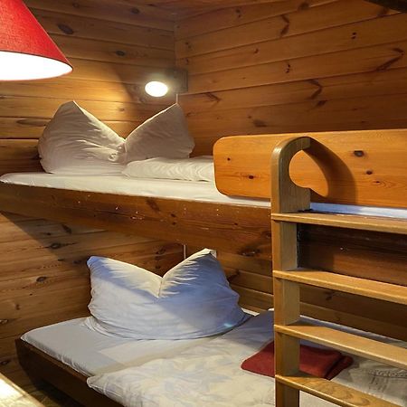 Cozy Holiday Home On A Horse Farm In The L Neburg Heath 에스치드 외부 사진