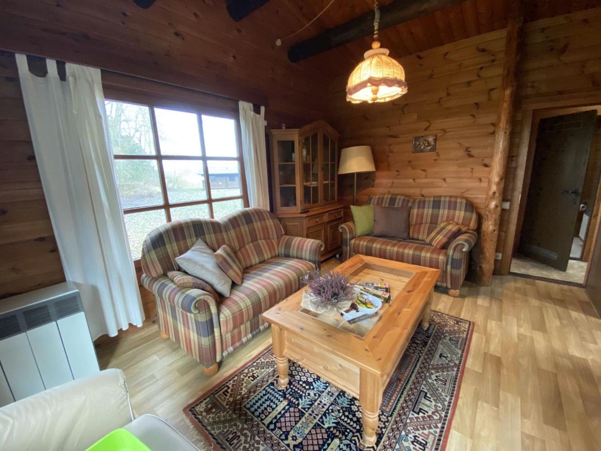 Cozy Holiday Home On A Horse Farm In The L Neburg Heath 에스치드 외부 사진