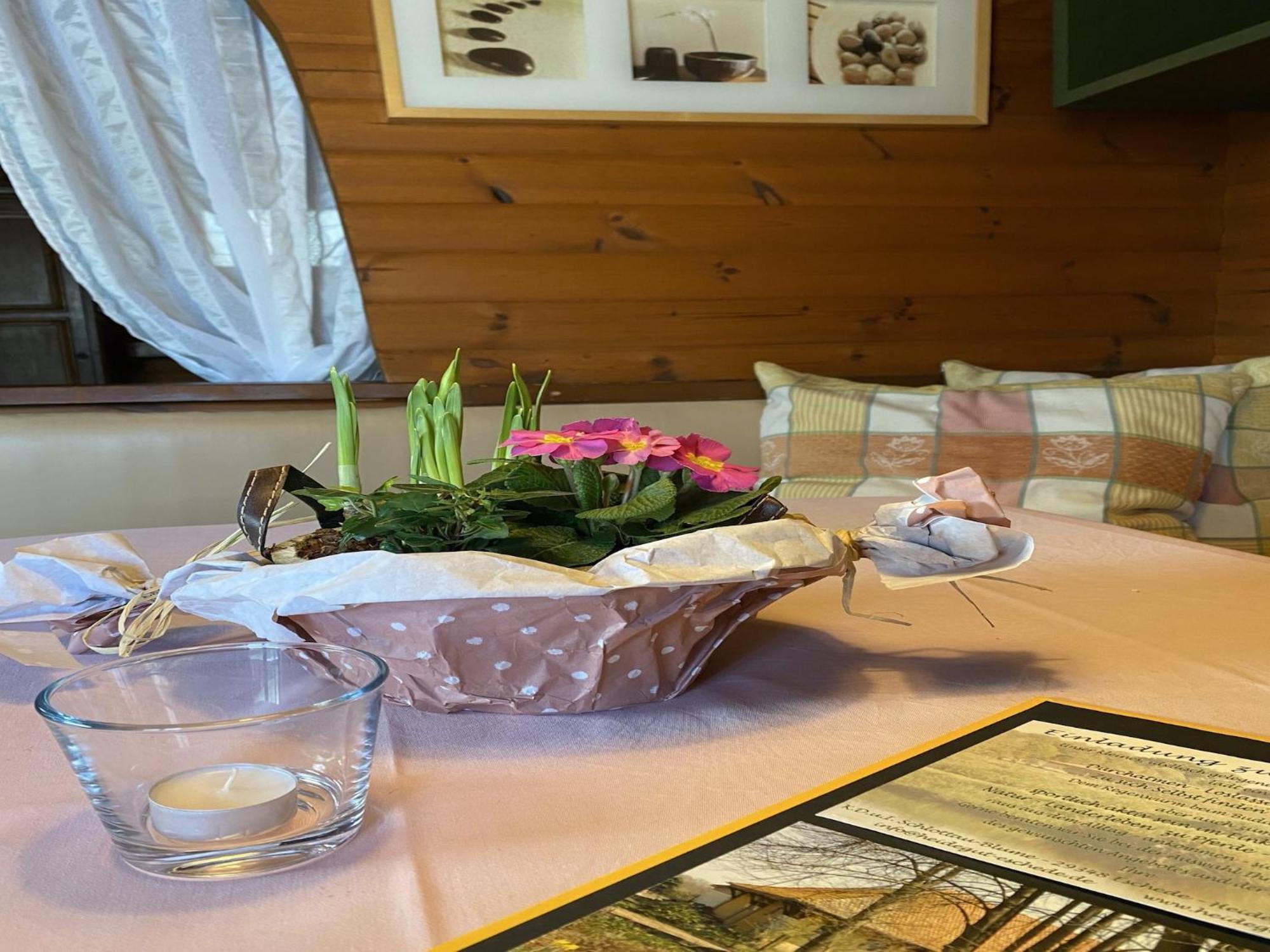 Cozy Holiday Home On A Horse Farm In The L Neburg Heath 에스치드 외부 사진